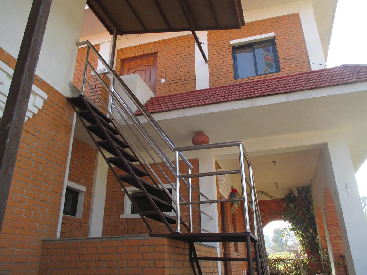 Hotel Swiss Dakshinkali Esterno foto